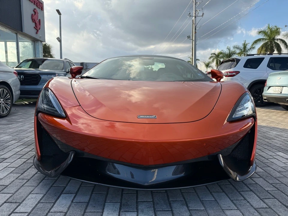 2020 McLaren 570S Spider - Image 2 of 21