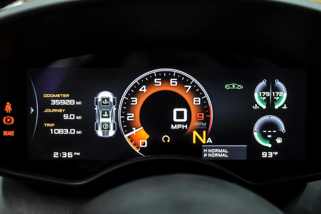 2020 McLaren 570S - Image 13 of 31