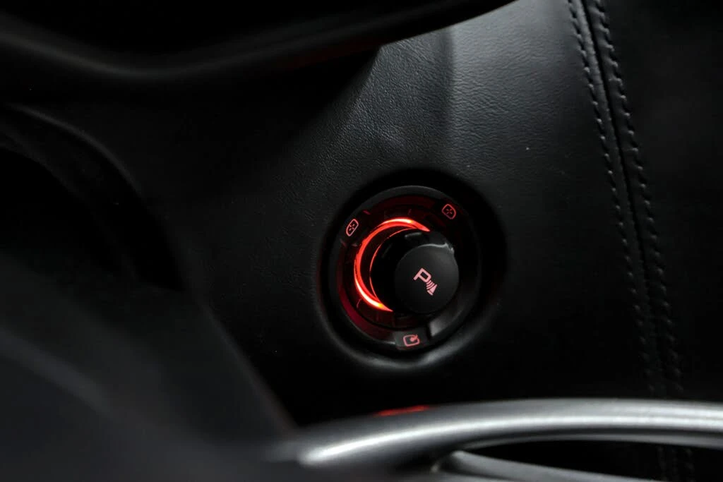 2020 McLaren 570S - Image 23 of 31