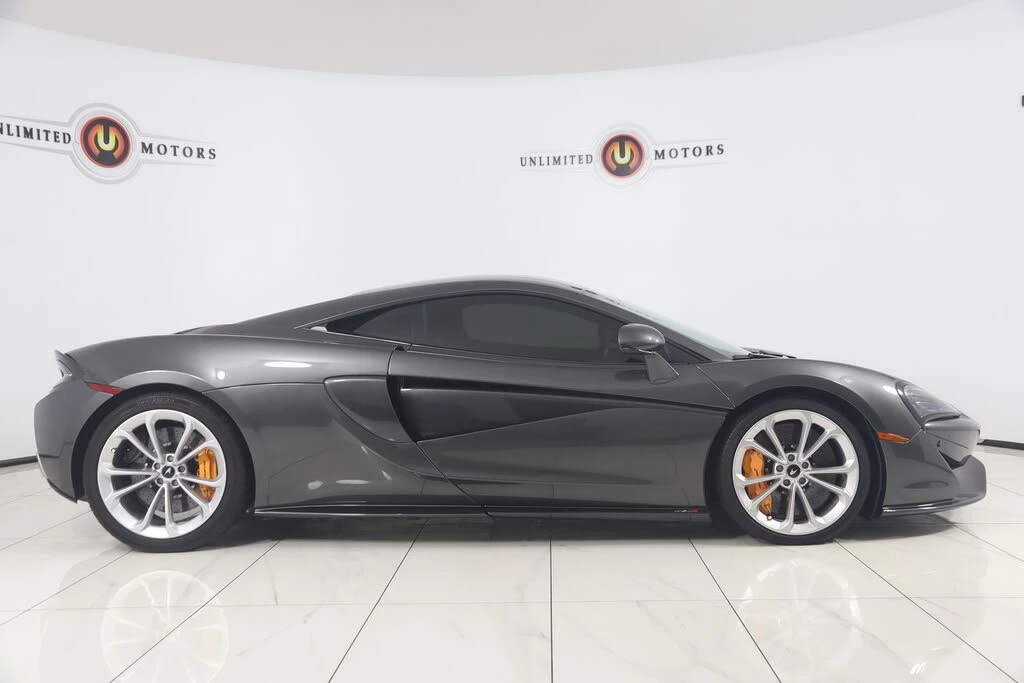 2020 McLaren 570S - Image 2 of 31