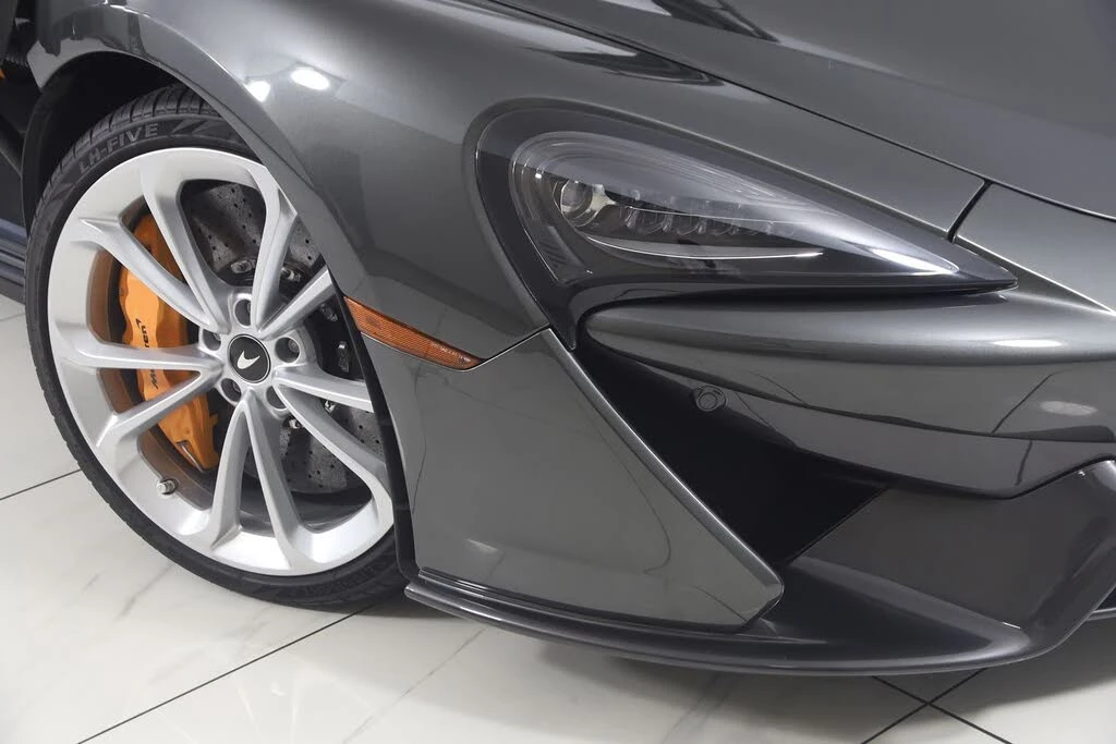 2020 McLaren 570S - Image 22 of 31