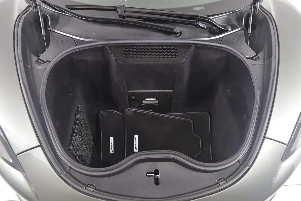 2020 McLaren 570S - Image 30 of 31