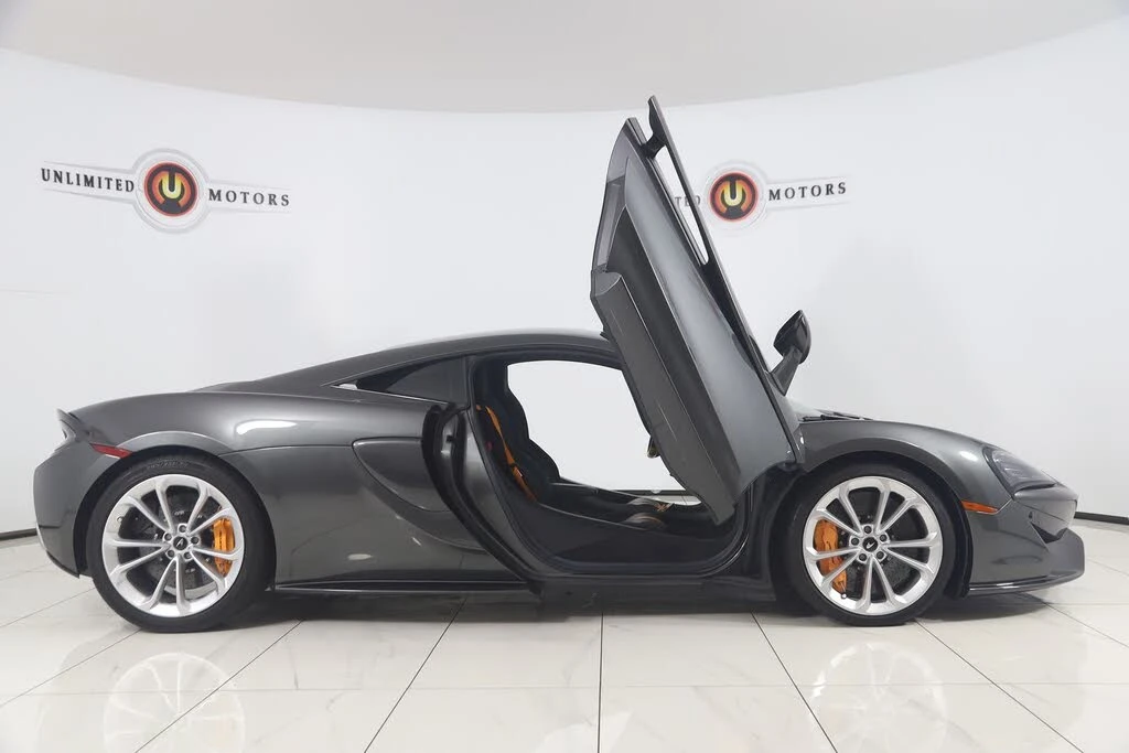 2020 McLaren 570S - Image 27 of 31