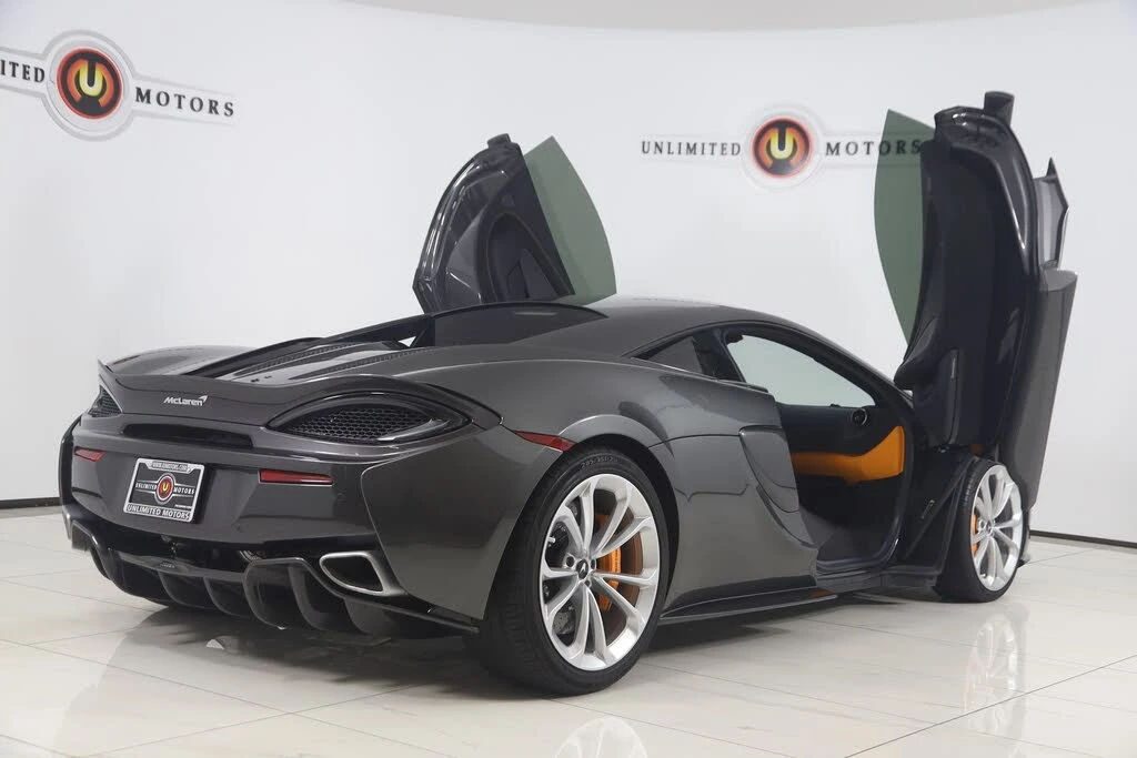 2020 McLaren 570S - Image 3 of 31