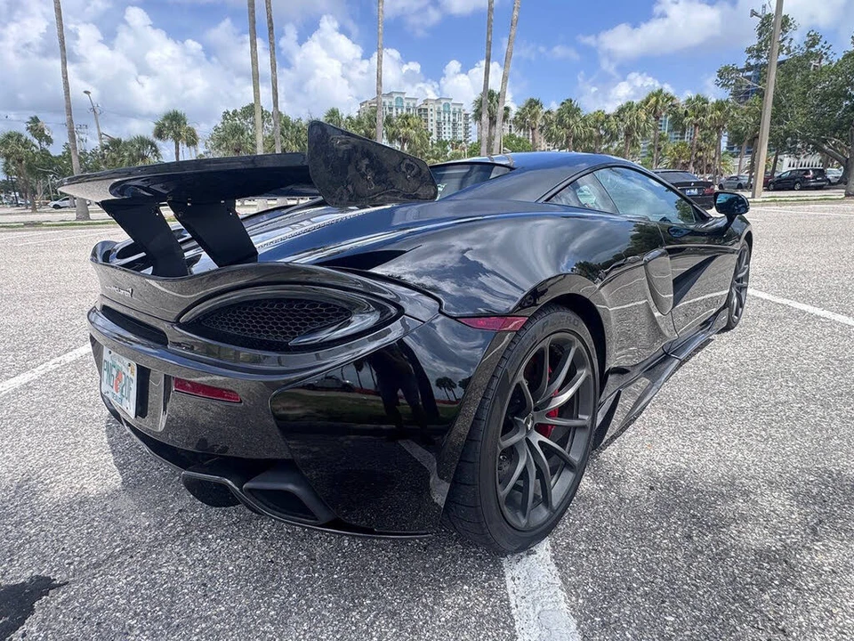 2020 McLaren 570S - Image 21 of 31