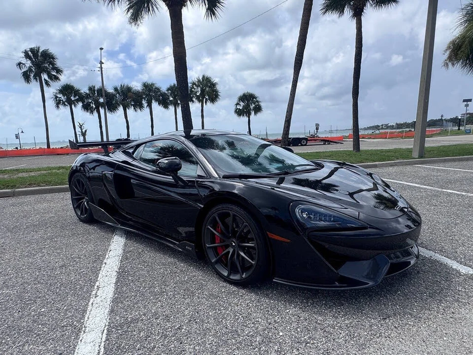 2020 McLaren 570S - Image 12 of 31