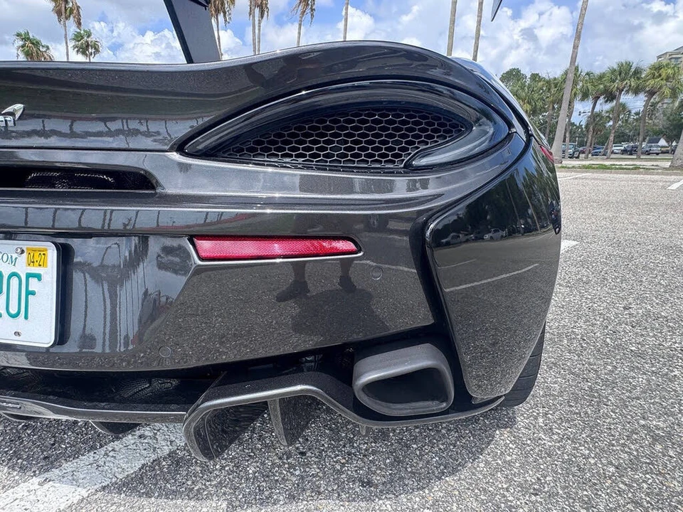 2020 McLaren 570S - Image 27 of 31