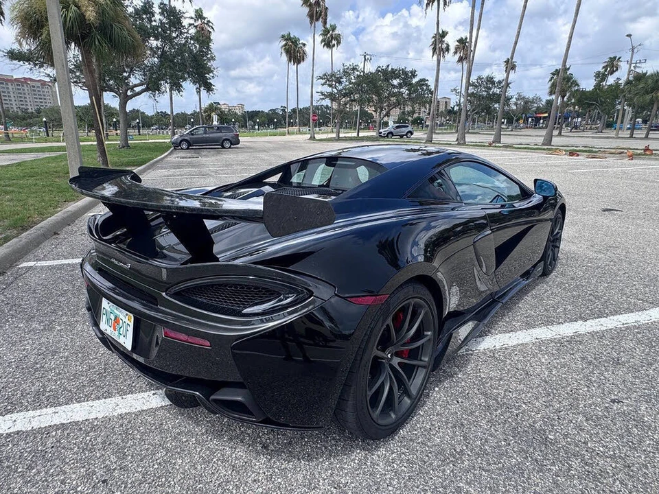 2020 McLaren 570S - Image 22 of 31