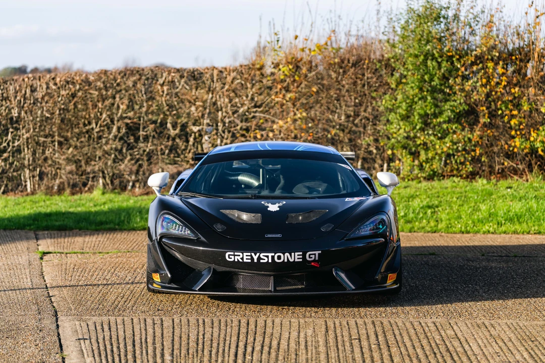 2020 McLaren 570S - Image 2 of 31