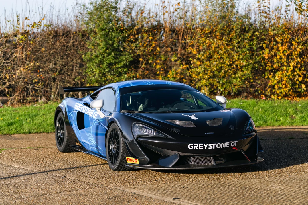 2020 McLaren 570S - Image 3 of 31
