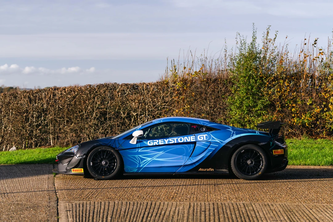 2020 McLaren 570S - Image 10 of 31