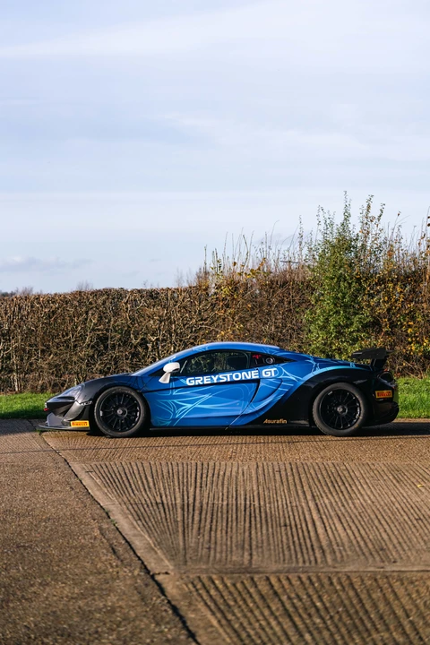 2020 McLaren 570S - Image 14 of 31