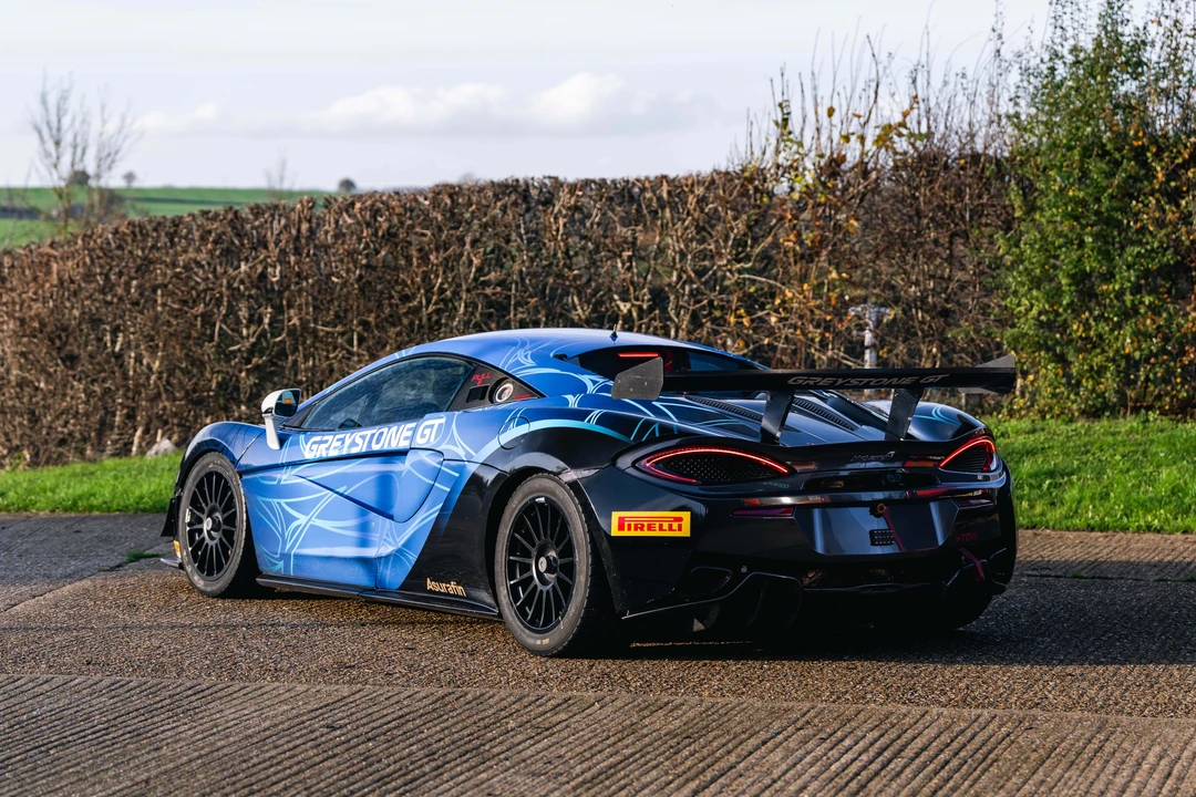 2020 McLaren 570S - Image 9 of 31