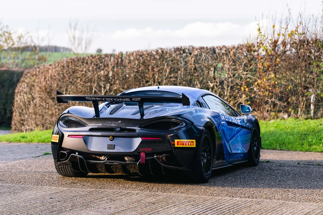 2020 McLaren 570S - Image 6 of 31