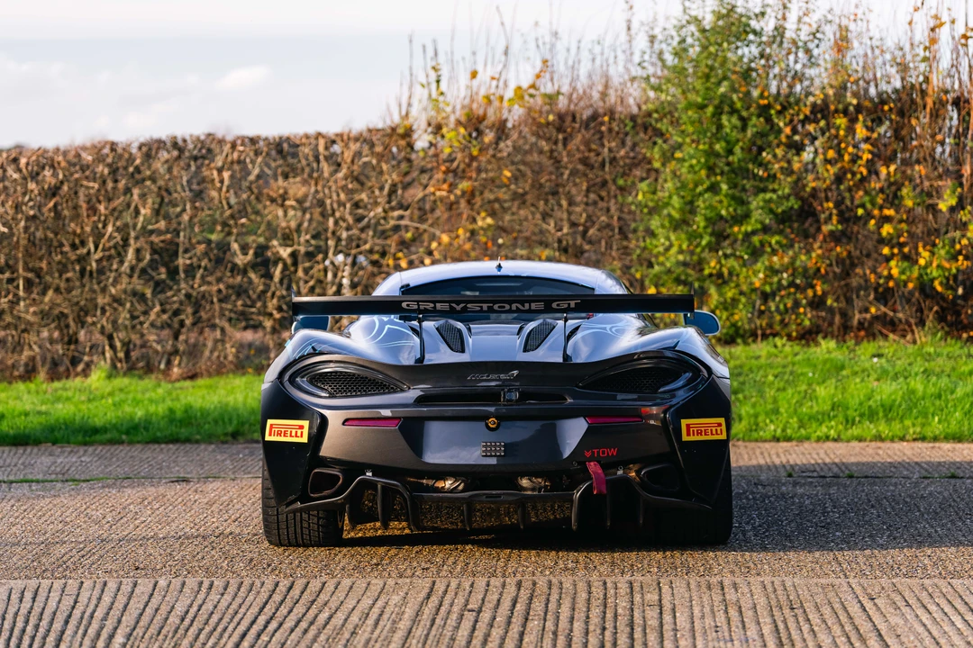 2020 McLaren 570S - Image 7 of 31