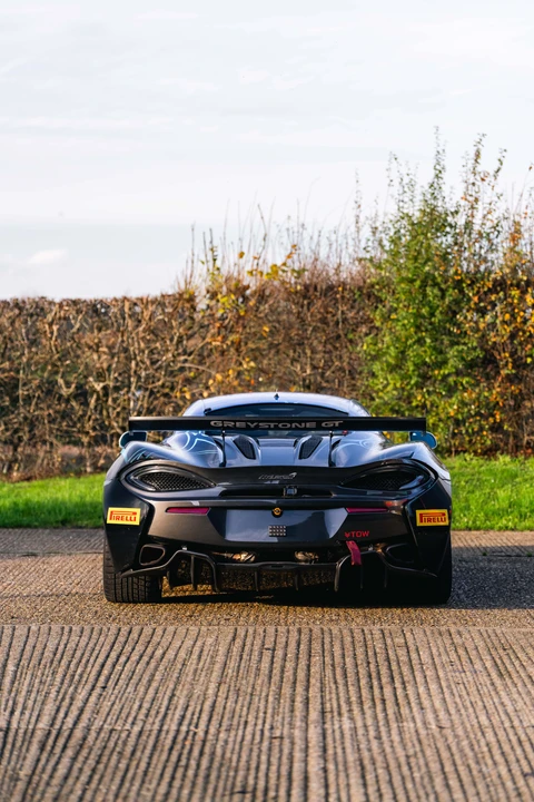 2020 McLaren 570S - Image 16 of 31
