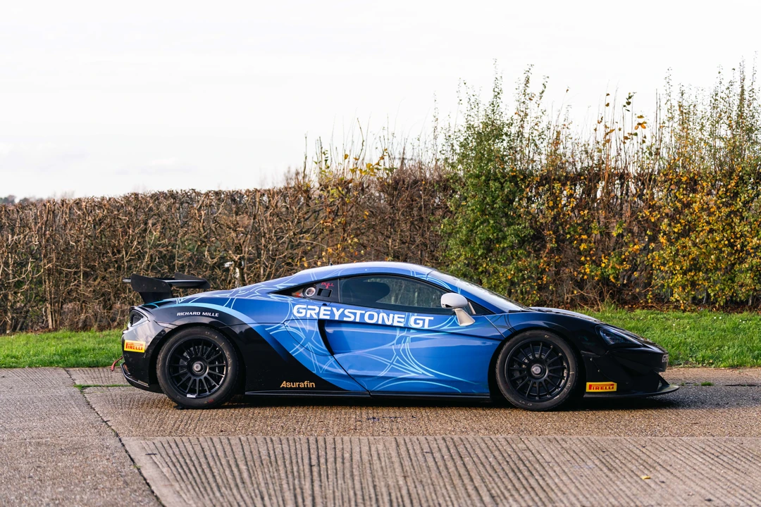 2020 McLaren 570S - Image 5 of 31