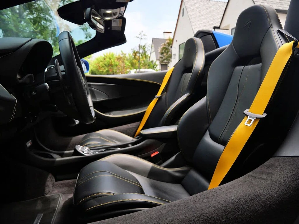 2020 McLaren 570S - Image 20 of 25