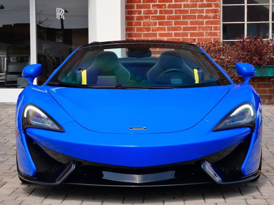2020 McLaren 570S - Image 2 of 25