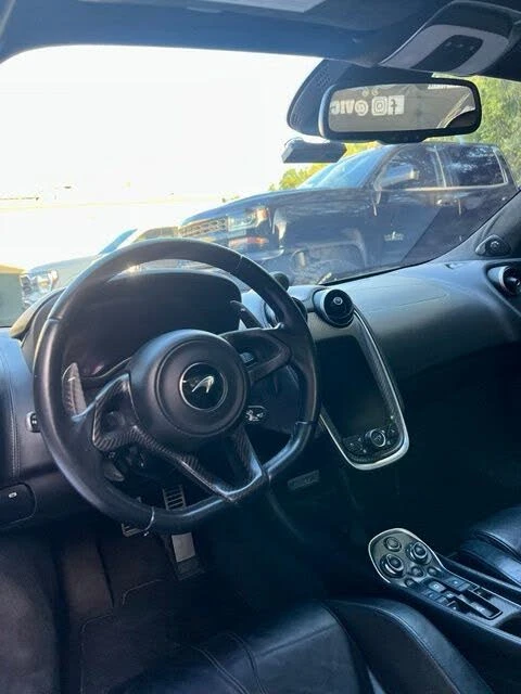 2020 McLaren 570S Spider - Image 28 of 31