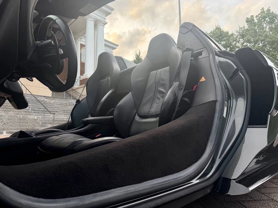 2020 McLaren 570S Spider - Image 12 of 20
