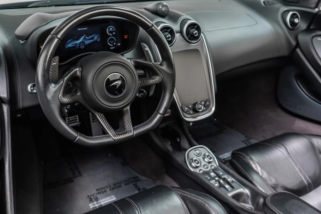 2020 McLaren 570S Spider - Image 13 of 31