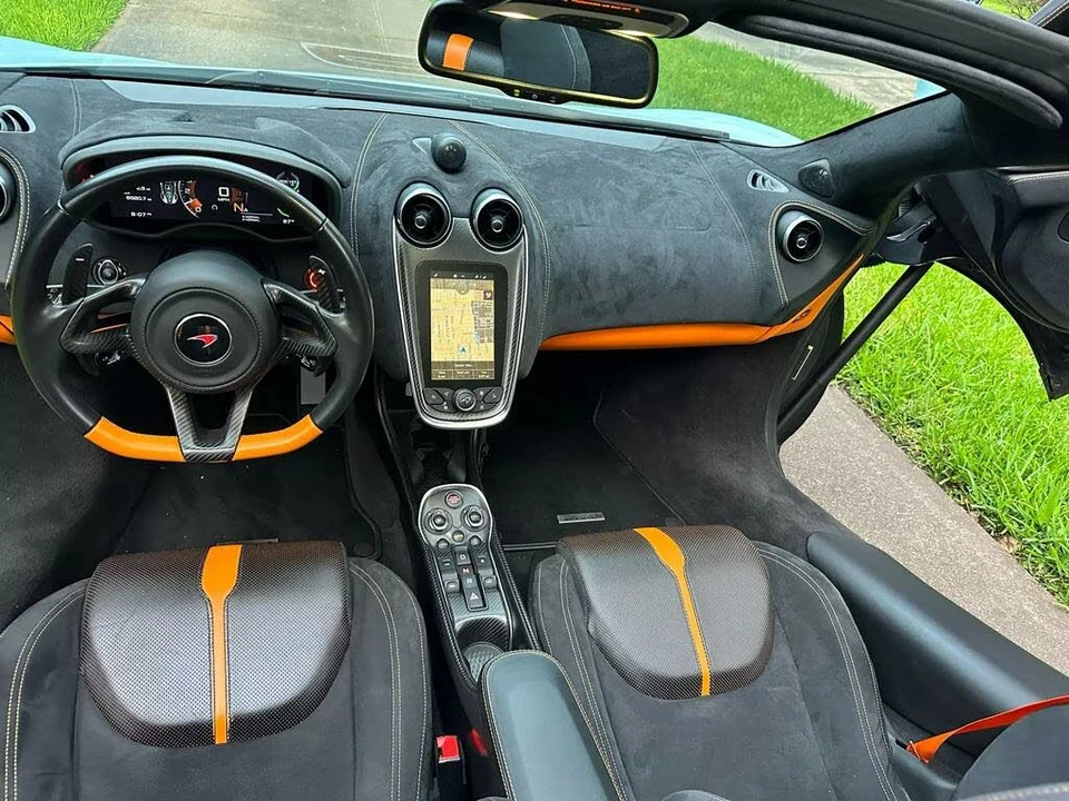 2020 McLaren 570S Spider - Image 11 of 19
