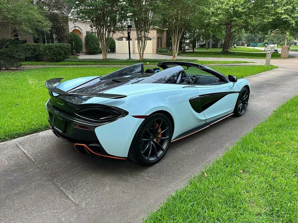 2020 McLaren 570S Spider - Image 7 of 19
