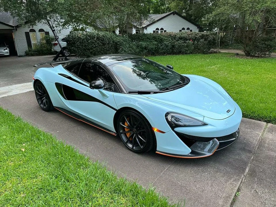 2020 McLaren 570S Spider - Image 18 of 19