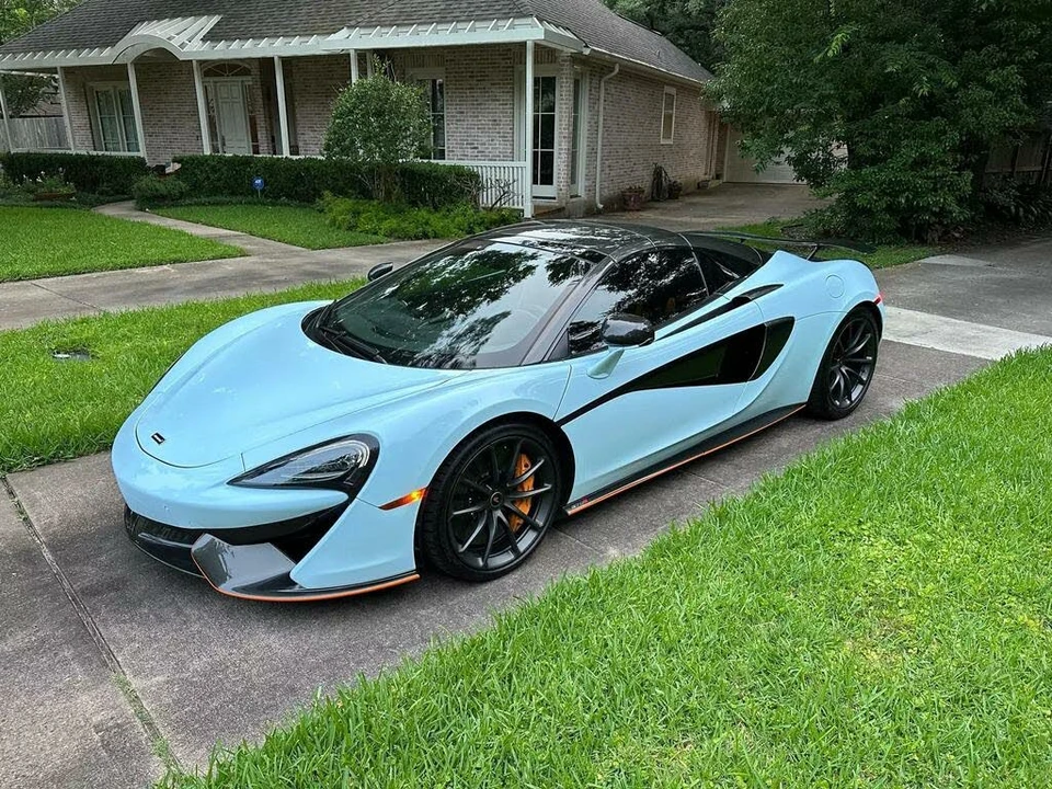 2020 McLaren 570S Spider - Image 15 of 19