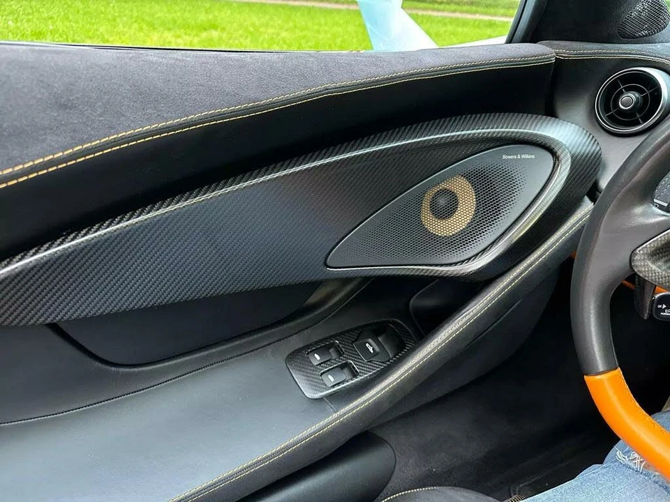 2020 McLaren 570S Spider - Image 13 of 19