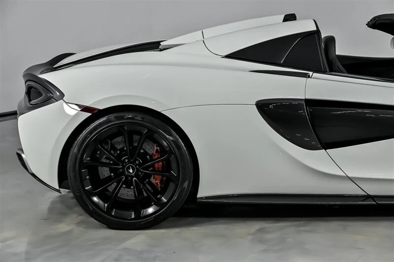 2020 McLaren 570S Spider - Image 13 of 21