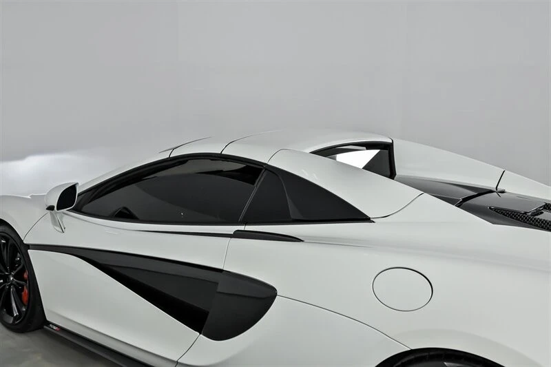 2020 McLaren 570S Spider - Image 19 of 21