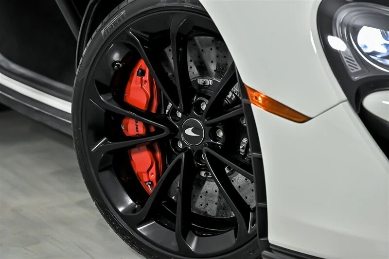 2020 McLaren 570S Spider - Image 4 of 21