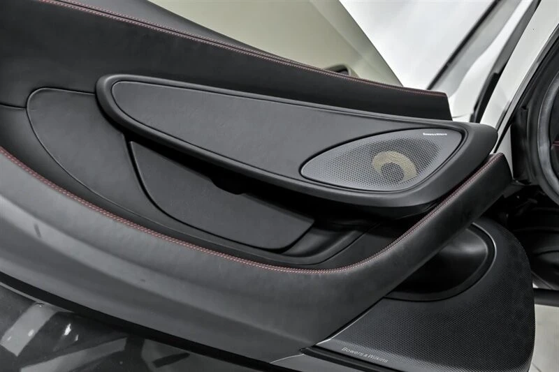 2020 McLaren 570S Spider - Image 20 of 21