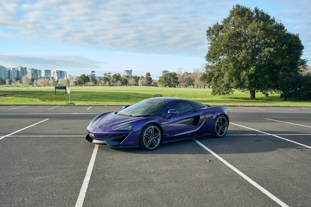 2020 McLaren 570S Spider - Image 13 of 31