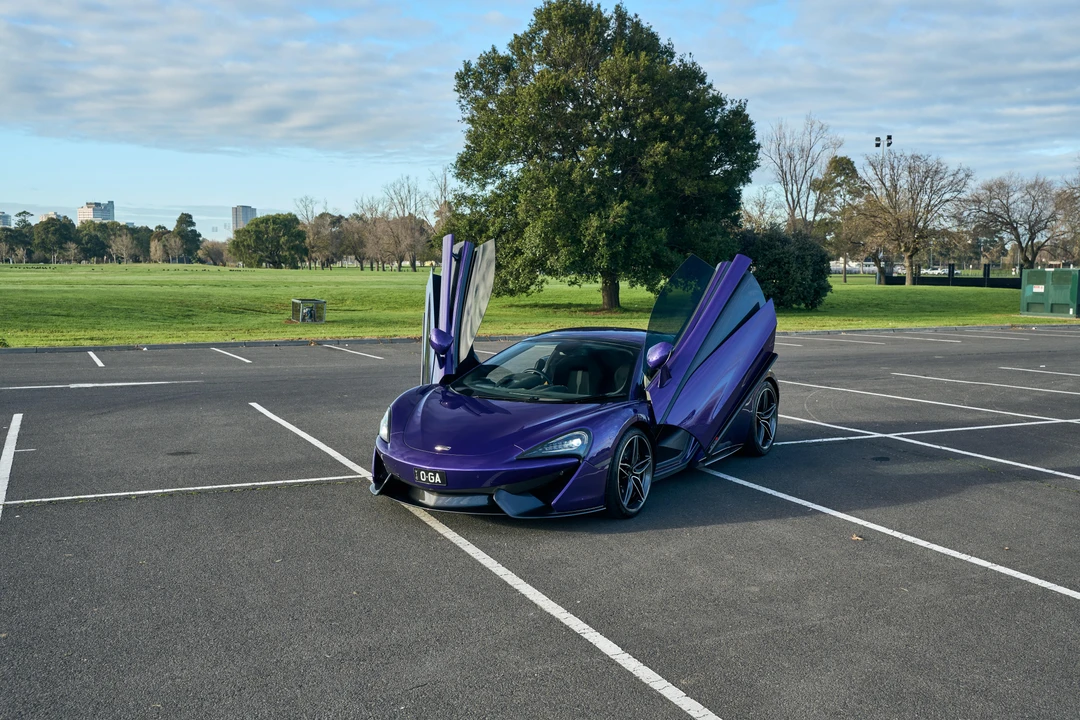 2020 McLaren 570S Spider - Image 14 of 31
