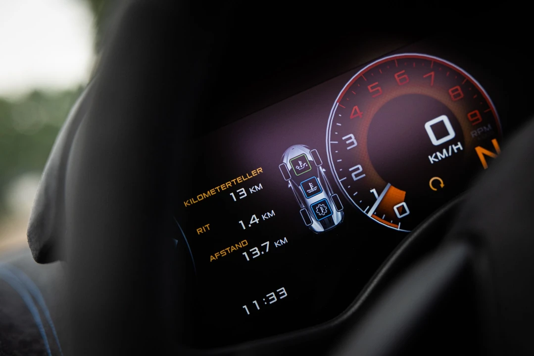 2020 McLaren 600LT - Image 18 of 31