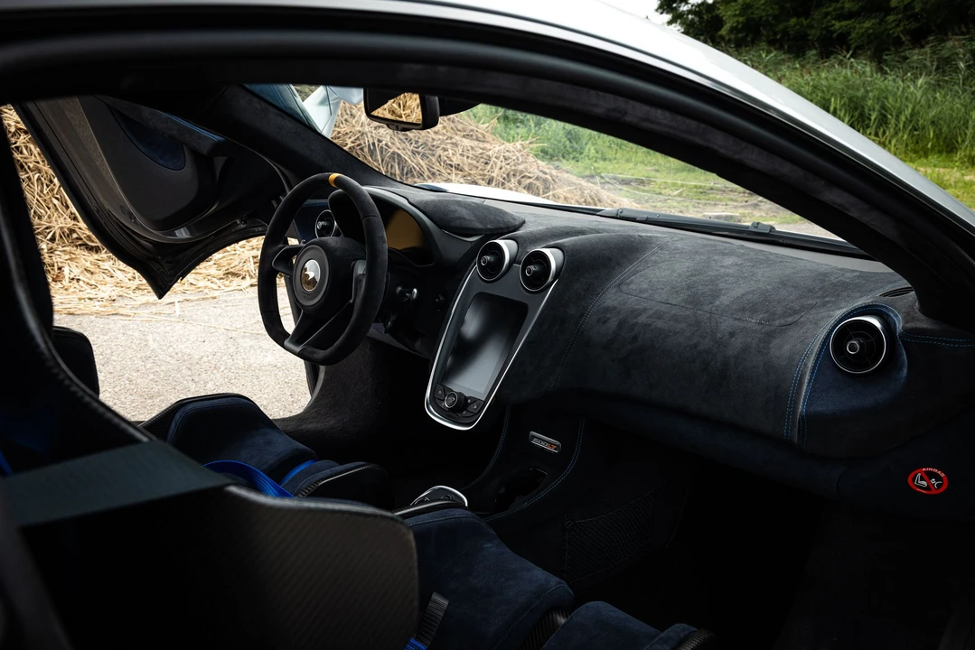 2020 McLaren 600LT - Image 26 of 31