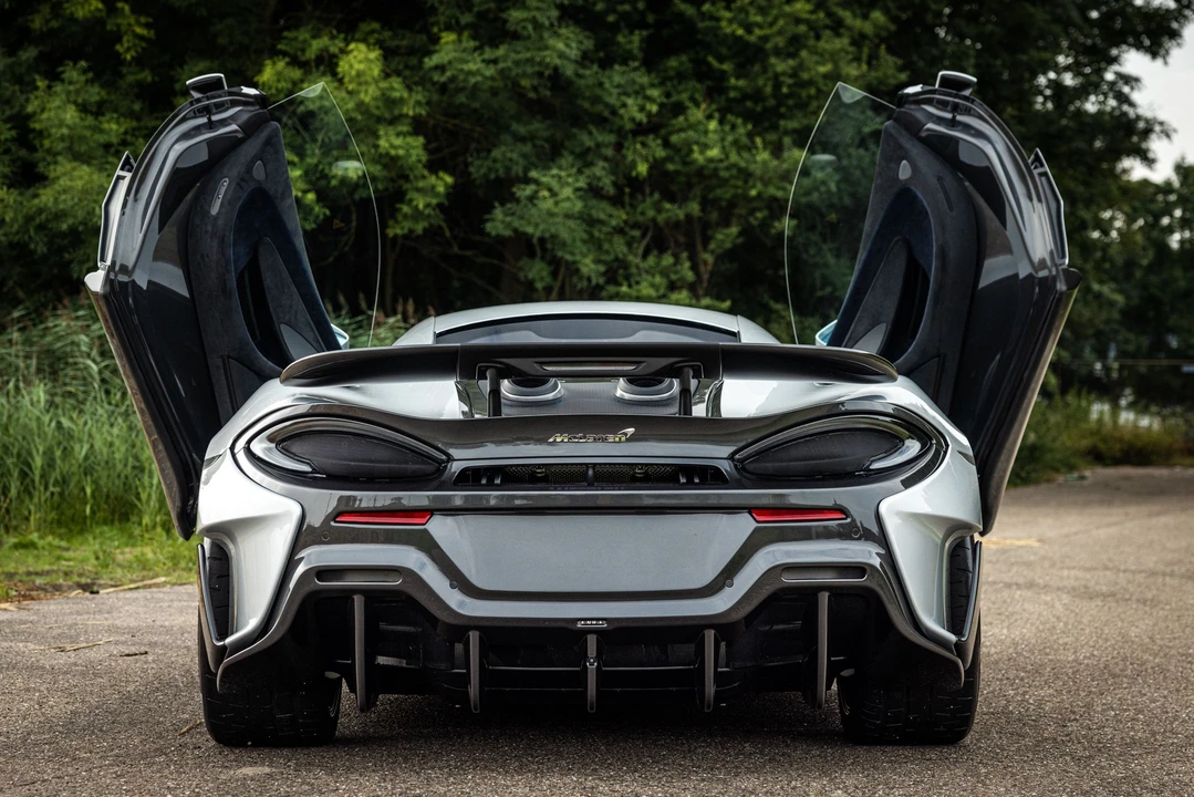 2020 McLaren 600LT - Image 13 of 31
