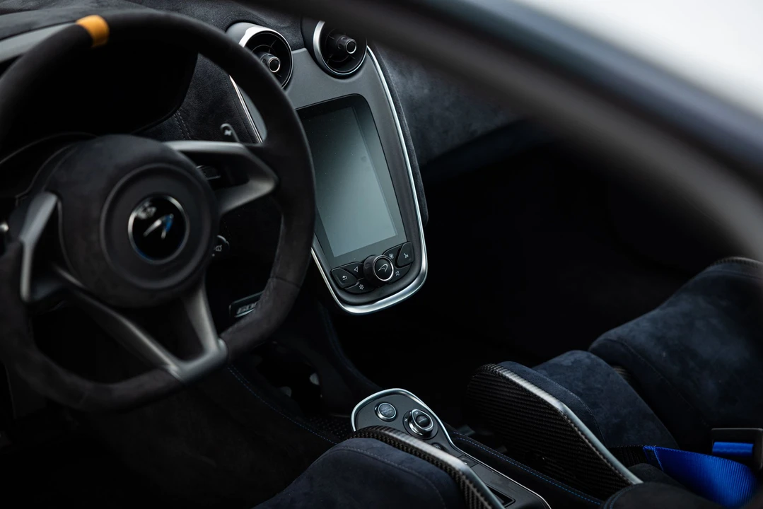 2020 McLaren 600LT - Image 23 of 31
