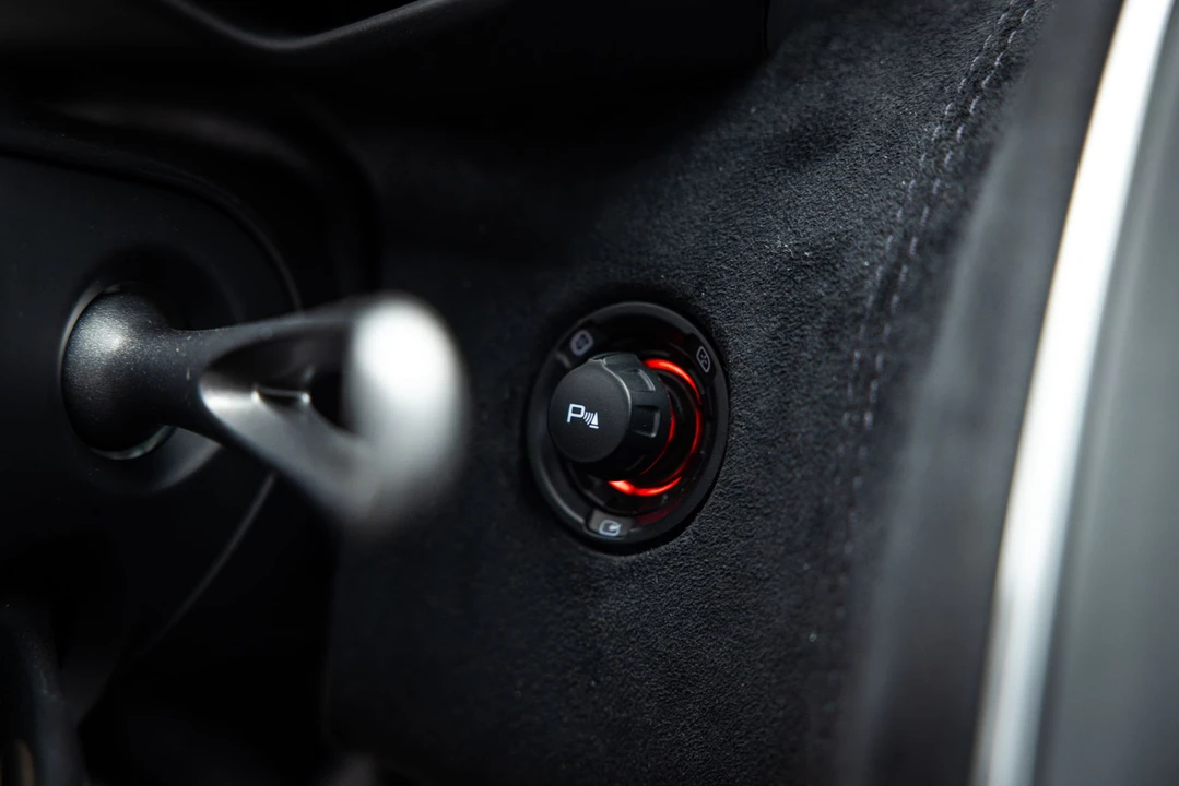 2020 McLaren 600LT - Image 21 of 31