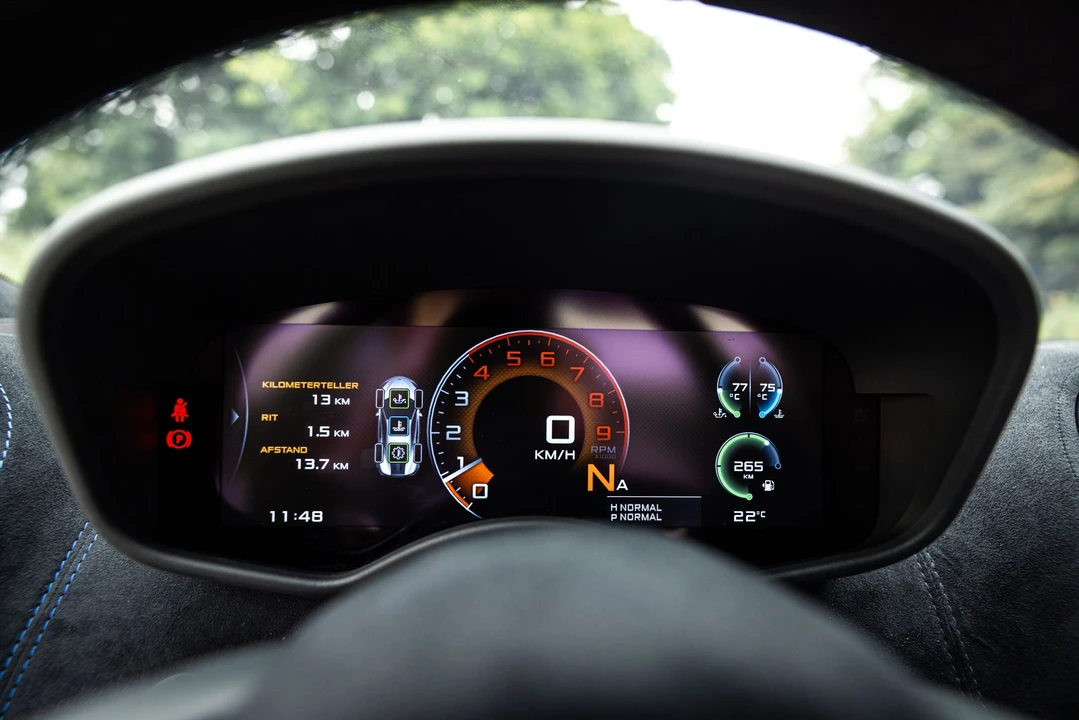 2020 McLaren 600LT - Image 19 of 31