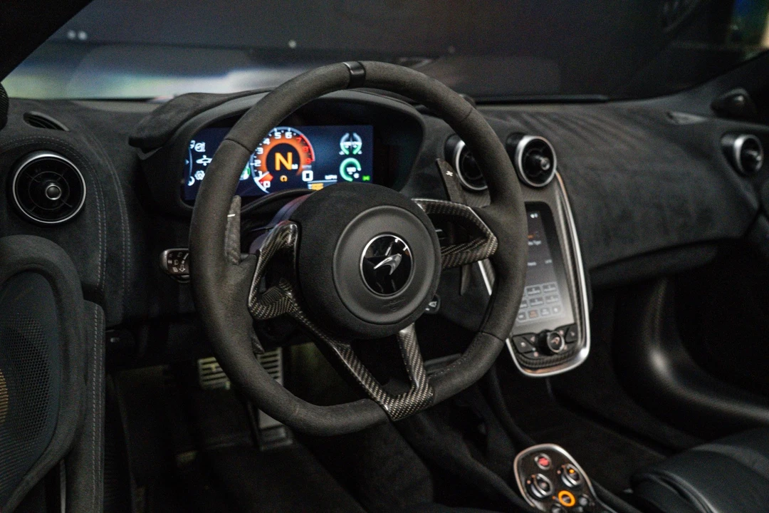 2020 McLaren 600LT - Image 9 of 21