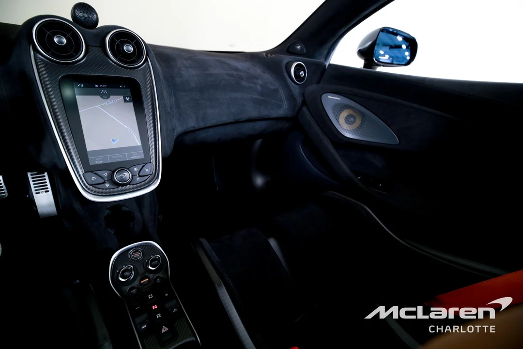2020 McLaren 600LT - Image 17 of 21