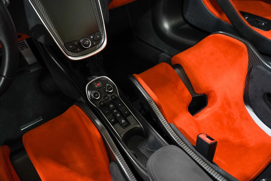 2020 McLaren 600LT - Image 14 of 31