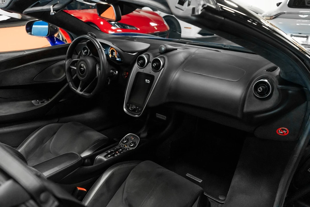 2020 McLaren 600LT - Image 16 of 31