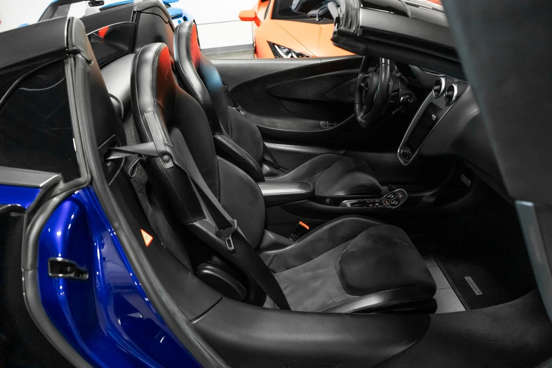 2020 McLaren 600LT - Image 17 of 31