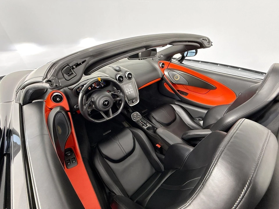 2020 McLaren 600LT - Image 8 of 31