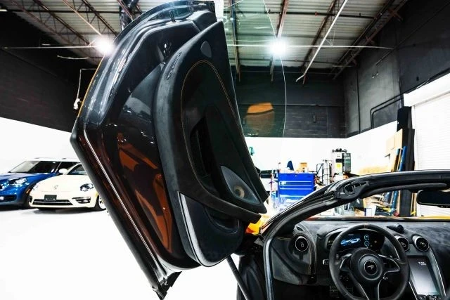 2020 McLaren 600LT Spider - Image 20 of 21